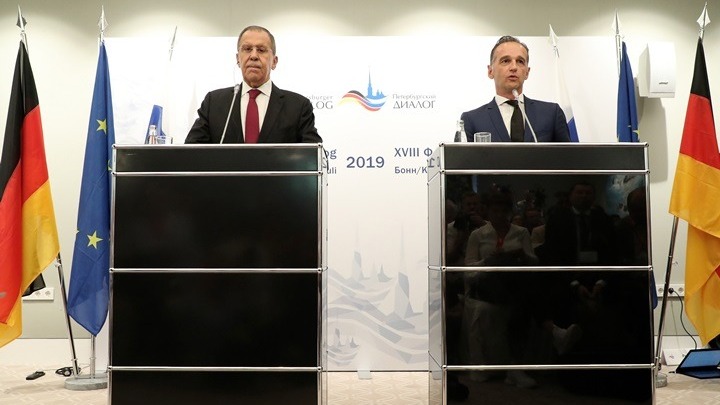 Η γερμανορωσική επαναπροσέγγιση στο επίκεντρο του φετινού Διαλόγου του Πέτερσμπεργκ