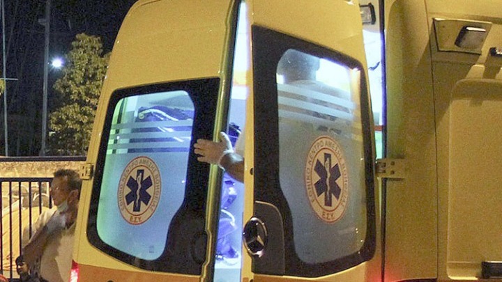 Υπουργείο Υγείας: Τρεις τραυματίες παραμένουν στα νοσοκομεία μετά τον χθεσινό σεισμό