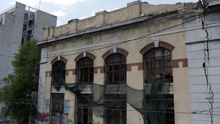 Ανοιχτή η διεύθυνση Πολεοδομίας του δήμου Πειραιά για αιτήματα ελέγχου ακινήτων