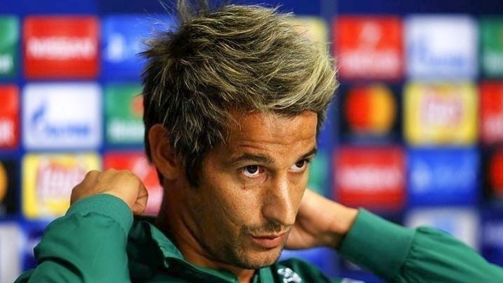 A Bola: «Η Πόρτο εξετάζει την απόκτηση  Κοεντράο»