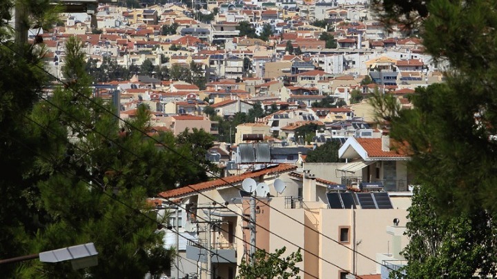 ΑΑΔΕ: Διευκρινίσεις για χορήγηση εκπτώσεων, μειώσεων και αναστολή πληρωμής ΕΝΦΙΑ