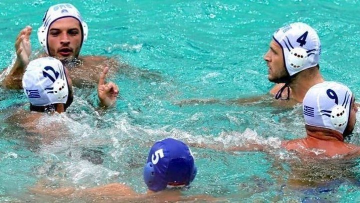 Κάταγμα στο πλευρό ο Βλαχόπουλος