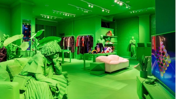 Κατάστημα-εγκατάσταση από Abloh και Louis Vuitton