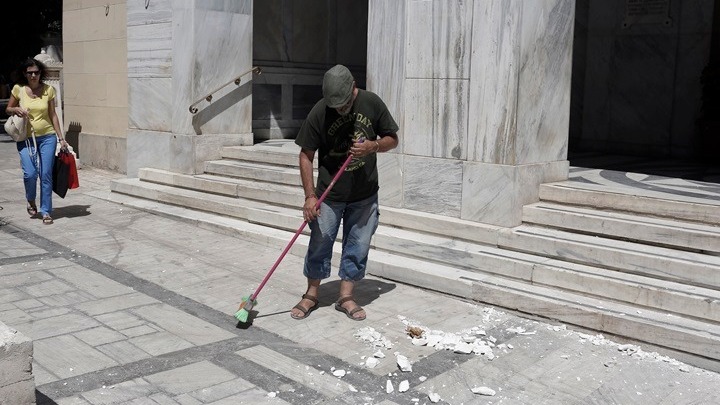 Συνεχίζονται οι έλεγχοι στα δημοτικά κτίρια του Δήμου Αθήνας για την καταγραφή τυχόν ζημιών από τον σεισμό