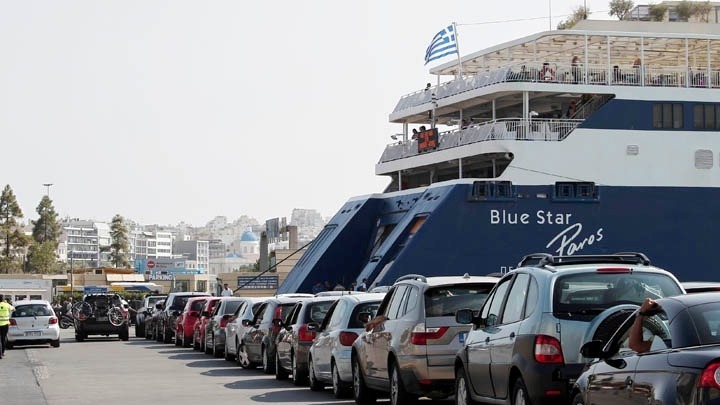 Ξεκίνησε η μεγάλη έξοδος για το φετινό καλοκαίρι από τα λιμάνια της Αττικής