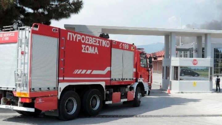 Πυρκαγιά στην Πανεπιστημιούπολη – Σβήστηκε αμέσως από την Πυροσβεστική