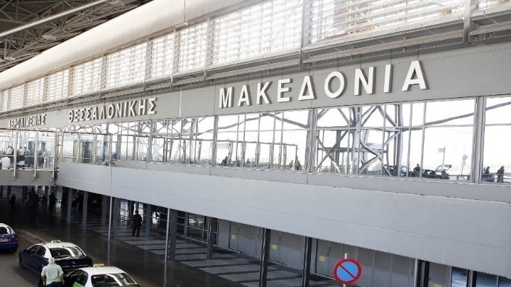 Αντιδρούν οι επιχειρηματίες για το αντίτιμο που καλούνται να πληρώσουν από 1/8 στον χώρο στάθμευσης των μισθωμένων ταξί και λεωφορείων του «Μακεδονία»