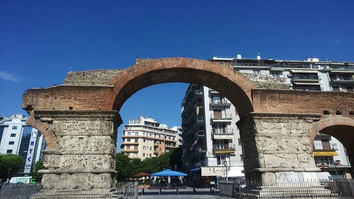 Δύο αιματηρά επεισόδια στην Καμάρα ερευνά η Αστυνομία