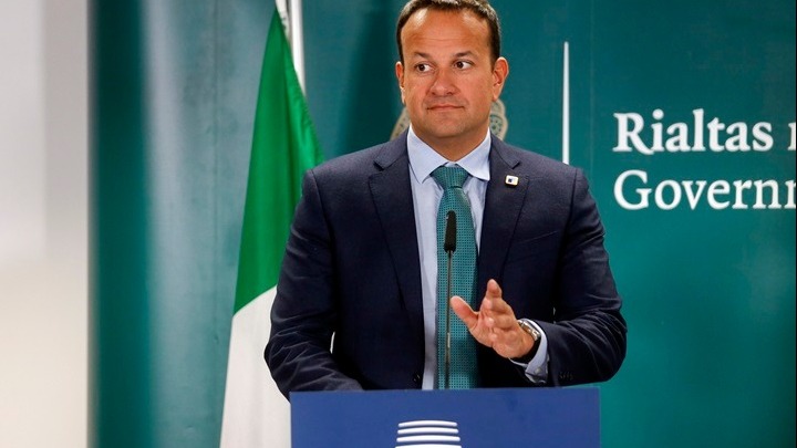 Λίο Βαράντκαρ: Το σκληρό Brexit εγείρει αναπόφευκτα το ζήτημα της ένωσης του νησιού της Ιρλανδίας