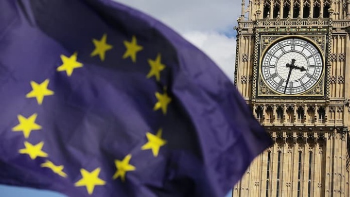 BREXIT: Κυβέρνηση και επιχειρήσεις προετοιμάζονται