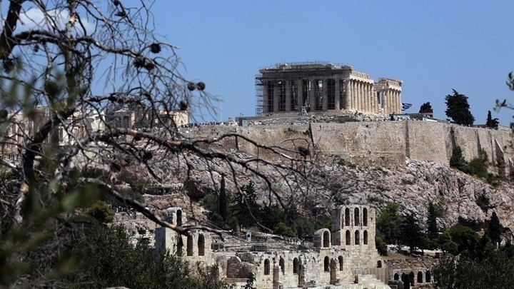 Λ. Μενδώνη για αναβατόριο Ακρόπολης: Η όποια λύση πρέπει πρωτίστως να είναι απολύτως ασφαλής