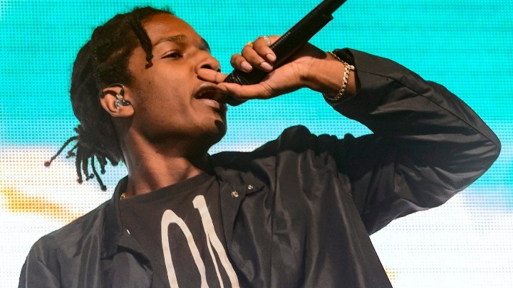 Σύλληψη θαυμάστριας του ASAP Rocky στην πρεσβεία της Σουηδίας στην Ουάσινγκτον