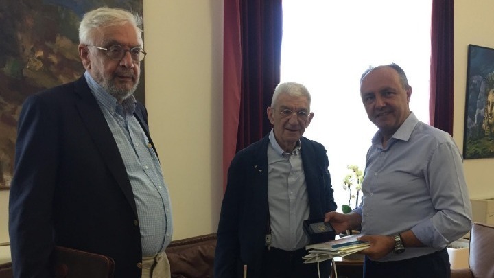 Συνάντηση του υφ. Μακεδονίας-Θράκης με τον απερχόμενο δήμαρχο Θεσσαλονίκης