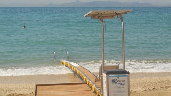 Θάλασσα και για άτομα με κινητική αναπηρία
