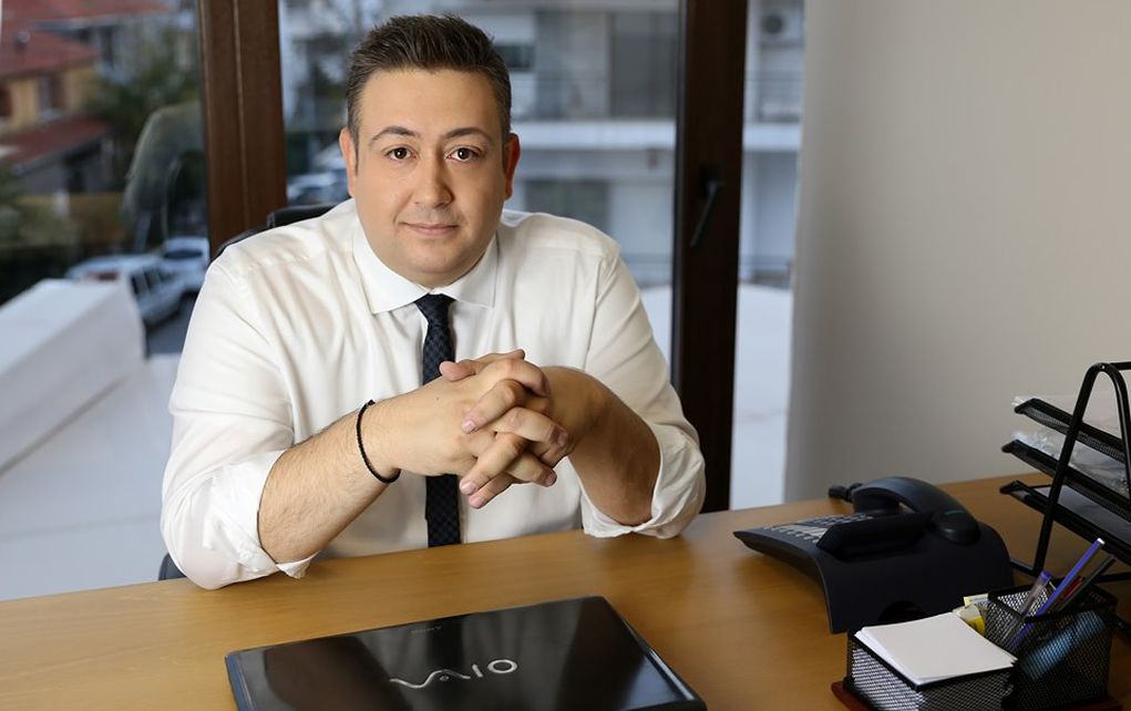 «Παλαιοκομματικός είναι ο παραταξιακός πατριωτισμός»
