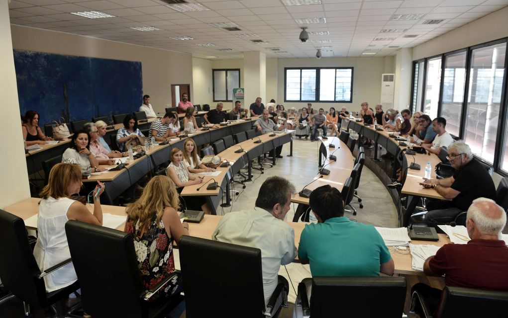 Απινιδωτές σε όλα τα σχολεία του δήμου Νεάπολης-Συκεών