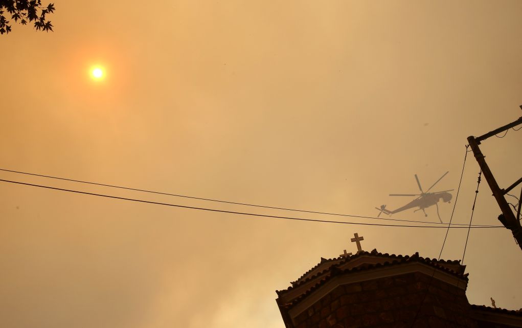 Φωτιά Εύβοια: Εκκενώθηκε και τέταρτο χωριό