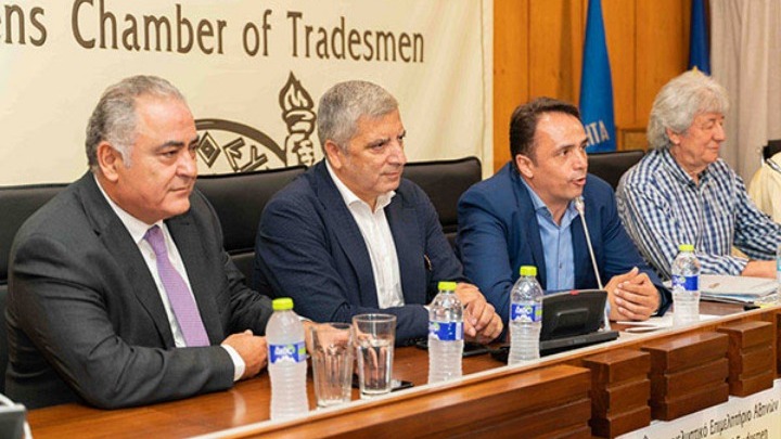 Για ανάληψη πρωτοβουλιών σχετικά με το σύστημα εξετάσεων οδήγησης, δεσμεύτηκε ο Γ. Πατούλης