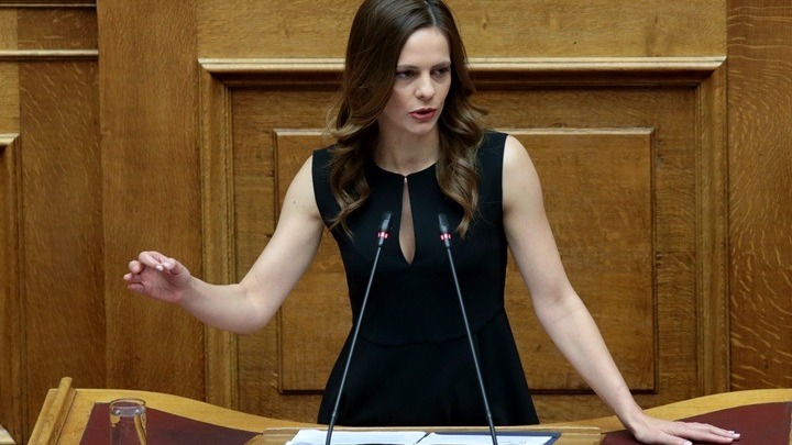 Έ. Αχτσιόγλου: Η ΝΔ κάνει σόου με ψευδείς ειδήσεις