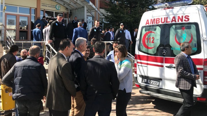 Τουρκία: Πέντε νεκροί, ανάμεσά τους ένα παιδί, από πυρκαγιά