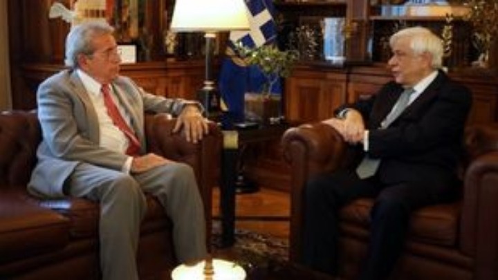 Με τον επικεφαλής της Επιτροπής για τον Έλεγχο του Καπνίσματος, καθηγητή Π. Μπεχράκη, συναντήθηκε ο Πρόεδρος της Δημοκρατίας