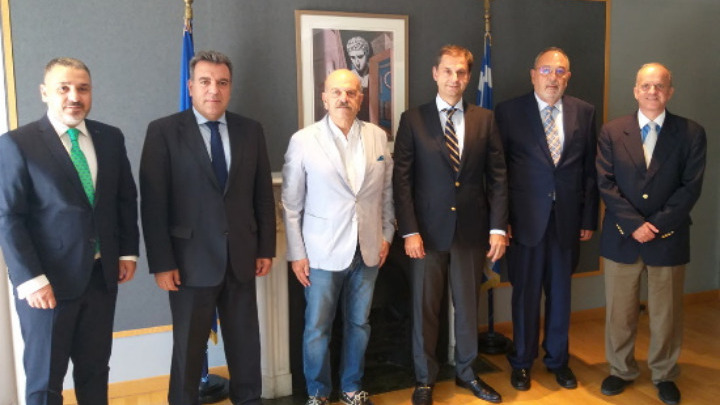 Την πολιτική ηγεσία του τουρισμού συνάντησαν οι τουριστικοί πράκτορες