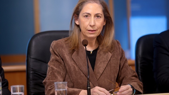 Ξενογιαννακοπούλου: «Η ΝΔ όποιον θεσμό δεν ελέγχει, τον καταργεί»