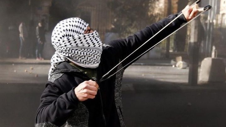 Συγκρούσεις μεταξύ ισραηλινών αστυνομικών και Παλαιστινίων στην Πλατεία στην Ιερουσαλήμ