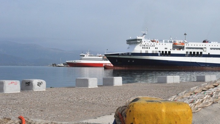 Μέτρα για να λυθεί το πρόβλημα στη Σαμοθράκη λαμβάνει το υπουργείο Ναυτιλίας