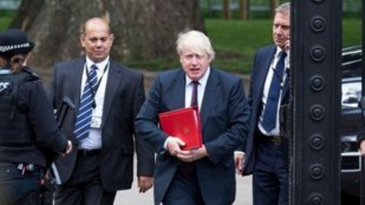 Ο κόσμος θέλει Brexit, όχι εκλογές, λέει ο Μπόρις Τζόνσον