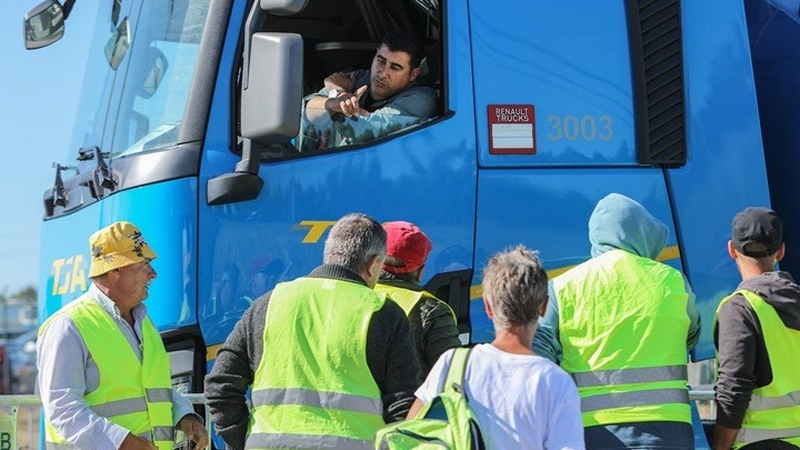 Πορτογαλία: Οι οδηγοί βυτιοφόρων ανέστειλαν την απεργία τους
