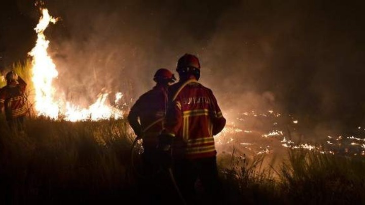 Σε ύφεση η πυρκαγιά στην Γκραν Κανάρια