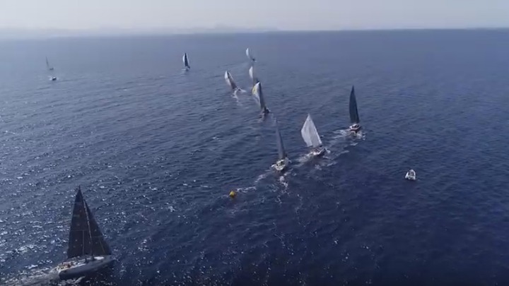 Στα Ψαρά η Aegean Regatta (vd)
