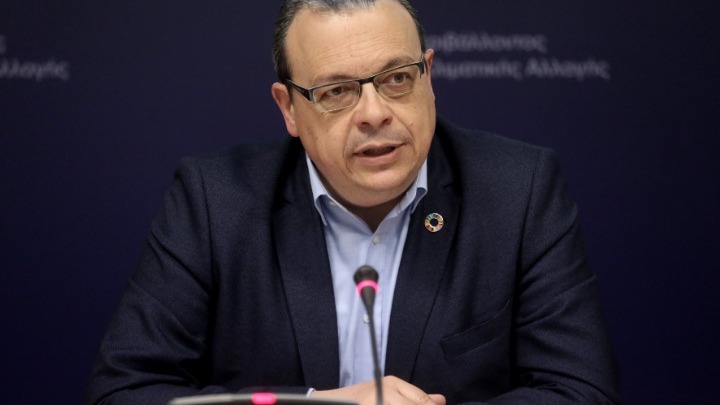 Σ. Φάμελλος: Η κυβέρνηση δεν διατίθεται να συμμετέχει στο ευρωπαϊκό μέτωπο για την προστασία του Αμαζονίου και του παγκόσμιου Περιβάλλοντος