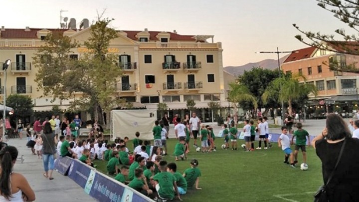 Επιτυχημένο το «Hello Football Friend»