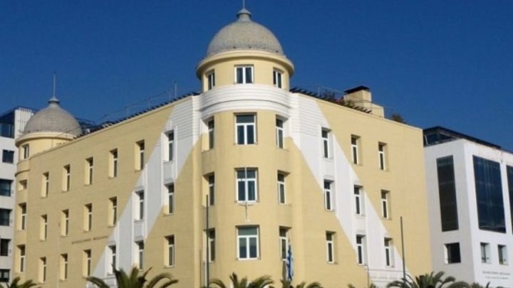 Η 47χρονη νοσηλεύτρια πρώτη στην Ιατρική