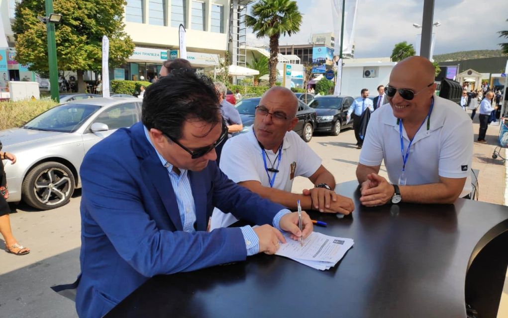 Ο Άδωνις τρέχει και φέτος στον Νυχτερινό