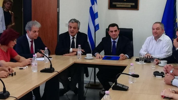 Σκρέκας: Μέτρα για ελληνοπ. αγροτικών προϊόντων