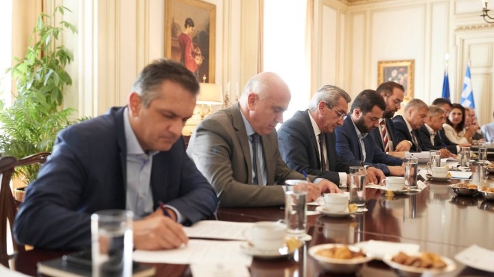 Καχριμάνης: “Ενημερωμένος ο πρωθυπουργός”