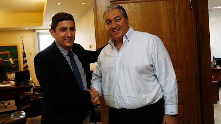 Συνάντηση Λευτέρη Αυγενάκη με τον πρόεδρο του ΟΦΗ