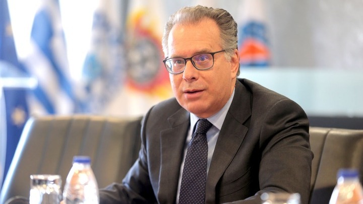 Στη νέα Ευρωπαϊκή Επιτροπή το προσφυγικό