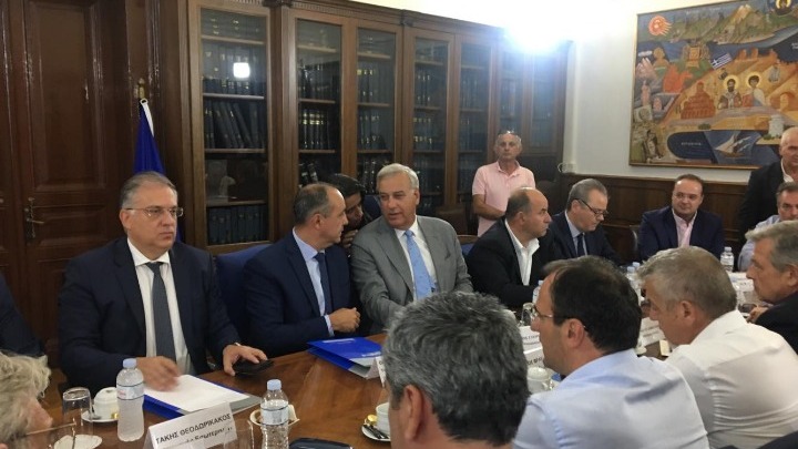 Σύσκεψη Θεοδωρικάκου με δημάρχους Κ. Μακεδονίας