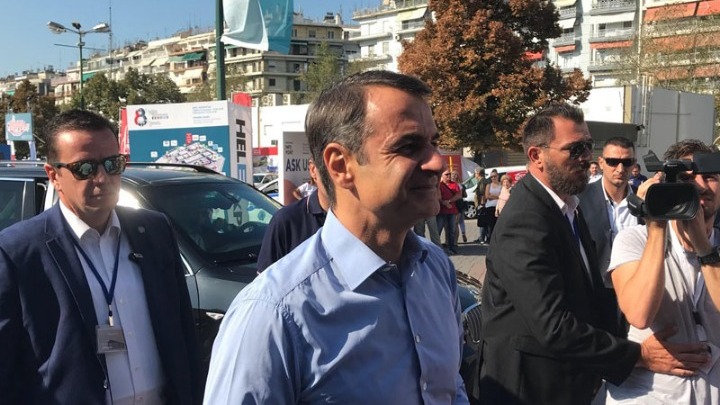 Τα περίπτερα της 84ης ΔΕΘ επισκέπτεται ο πρωθυπουργός
