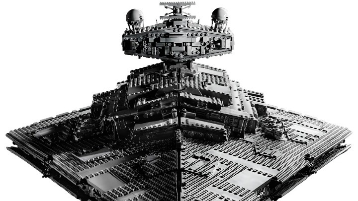 Το Imperial Star Destroyer με 4.784 κυβάκια