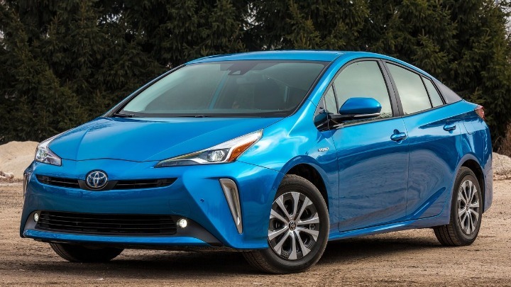 Η Toyota δοκιμάζει το Prius με ηλιακή ενέργεια για να πάει την ηλεκτροκίνηση ακόμη πιο πέρα