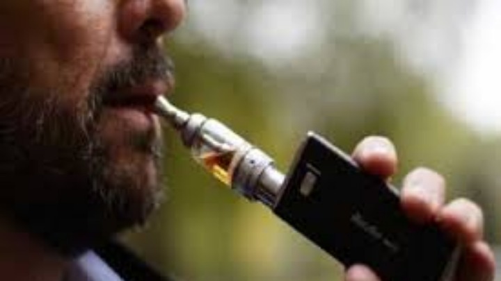 Η ρωσική κυβέρνηση βάζει φόρο κατανάλωσης στα ηλεκτρονικά τσιγάρα