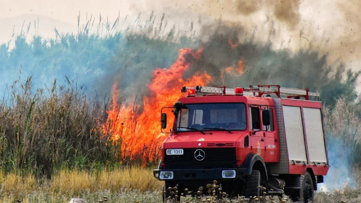 Πυρκαγιά στην περιοχή Λουτρακίου Περαχώρας
