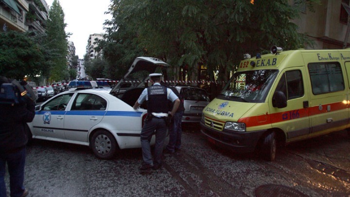 Συμπλοκή με ένα νεκρό στην πλατεία Αμερικής