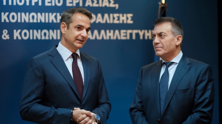 Κυριάκος Μητσοτάκης στο υπ. Εργασίας: «Ενθαρρύνουμε την πλήρη απασχόληση»