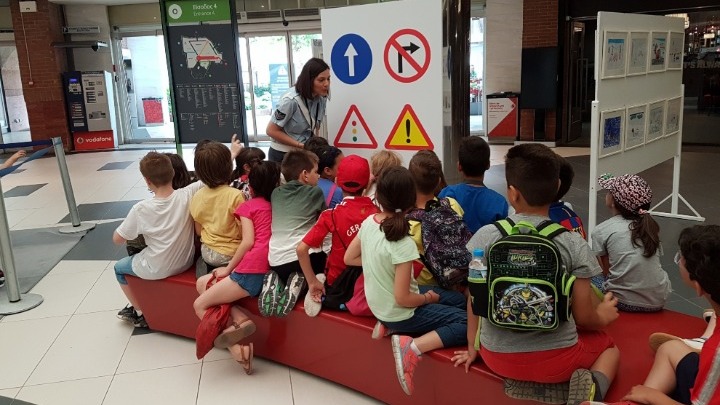 Μαθητές παρέδωσαν επιστολή στον Δήμαρχο Χανίων, με αιτήματα για ασφαλή μετακίνηση στην πόλη